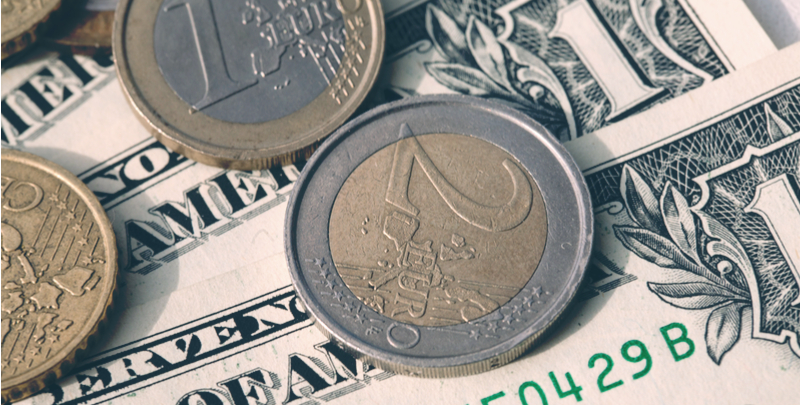 USD/EUR Negativity for The Dollar and The Euro Keeps Exchange Rate Steady
