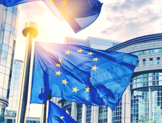 GBP/EUR Pound Declines Versus Euro as EU Economy Strengthens and UK Economy Approaches a Stall