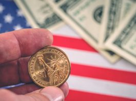 EUR/USD Steady at $1.12 as Dollar Remains Supported by Trump's First Budget Proposal