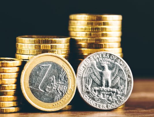 EUR/USD Trades in Tight Range