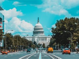 GBP/USD: Brexit & US Tax Reform Headlines in Focus At The Start of The New Week