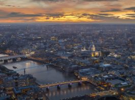 Pound Strikes 2 Week Low vs. Euro As Brexit Trade Deal Nerves Hit
