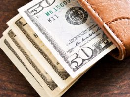 GBP/USD: Pound Continues To Fall vs. Dollar Hitting 5 Week Low
