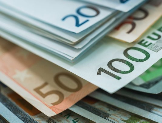 GBP/EUR: Pound At 5 Week Low vs Euro As UK Economy Stalls
