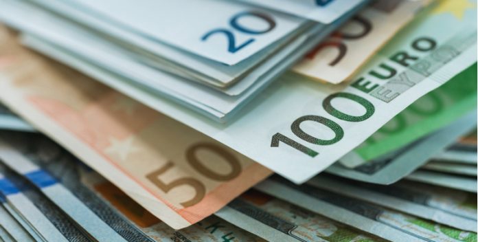 GBP/EUR: Pound At 5 Week Low vs Euro As UK Economy Stalls