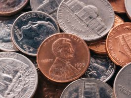 GBP/USD: Pound Tumbles To Lowest Level This Year vs. Dollar