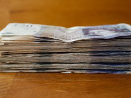 GBP/USD: Pound Dives vs Dollar As US Trade Deal Hopes Fade