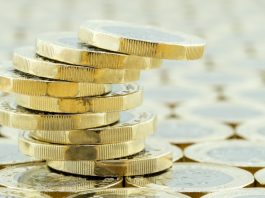 GBP/USD: Pound Drops To $1.29 As Trade War Fears Ease