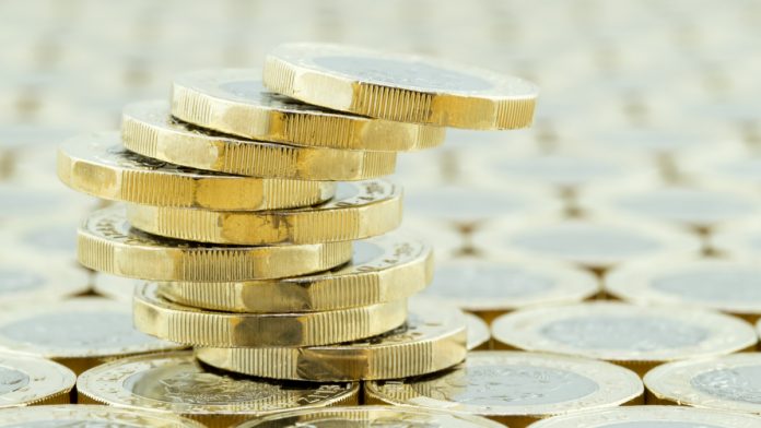 GBP/USD: Pound Drops To $1.29 As Trade War Fears Ease