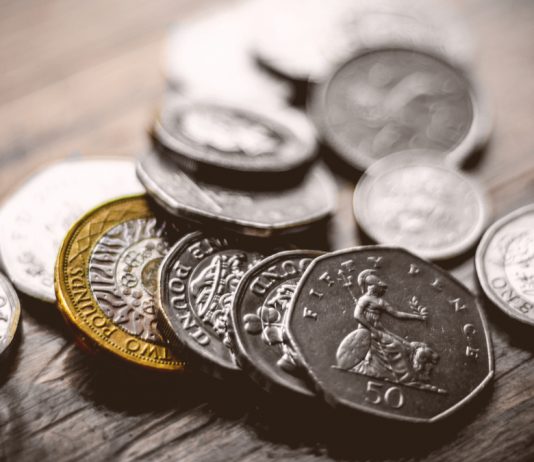 GBP/USD: Pound Dips As UK Polititcs & G20 Take Centre Stage
