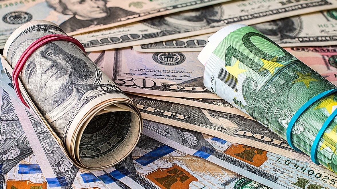 USD RUB Russian Rouble Keeps Falling Currency Live
