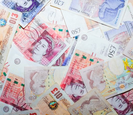 GBP/USD: Pound Dips Ahead Of GDP & G20