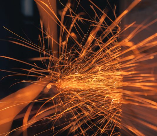 GBP/USD: UK Polititcal Friction & Mixed GDP Data Pulled on Pound