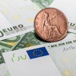 GBP/EUR: Pair falls to €1.18