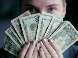 GBP/EUR: Pound Surges vs Euro As Calls Grow To Delay Brexit