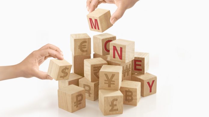 inr-currency-symbols-wooden-cubes